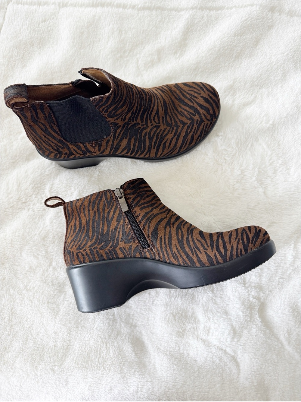 Alegria11 Eve-402 Roar Brown/Black Tiger Stripe Ankle Boots size 36/6-6.5